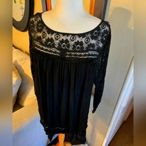 UMGEE Black Lace Long Sleeve Tunic #267